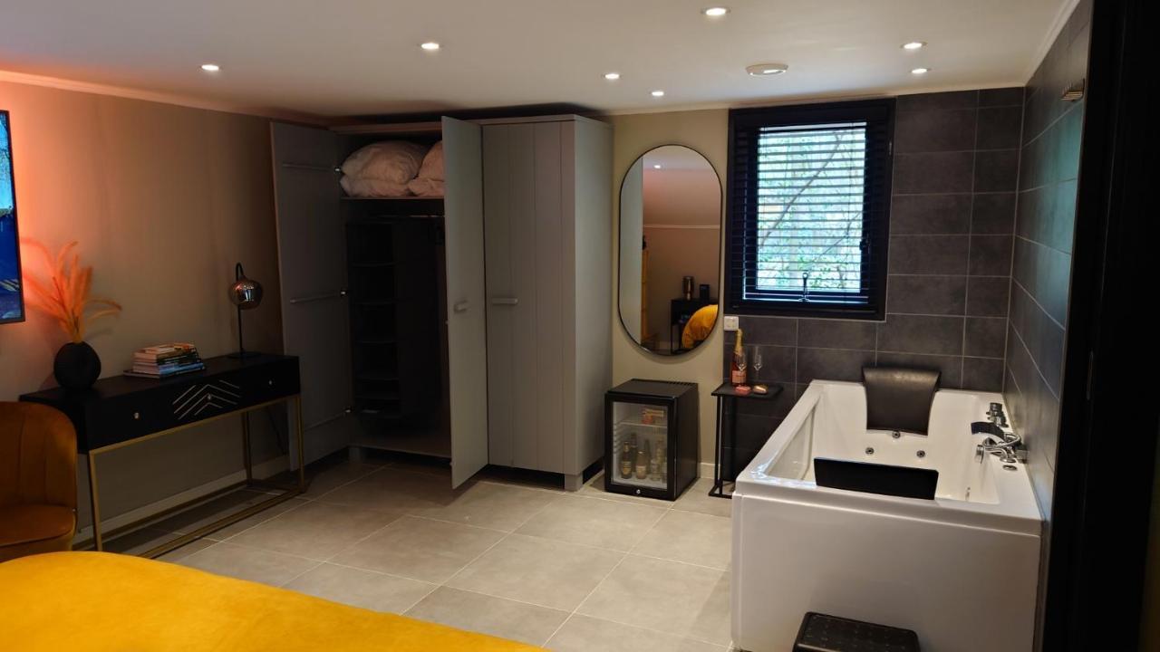 Relaxed Luxe "Boszichthuisje" Met Jacuzzi Bospark Ijsselheide Hattemerbroek Exteriér fotografie